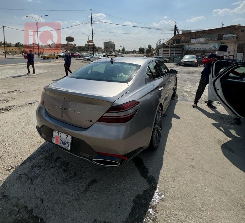 جنسس G70